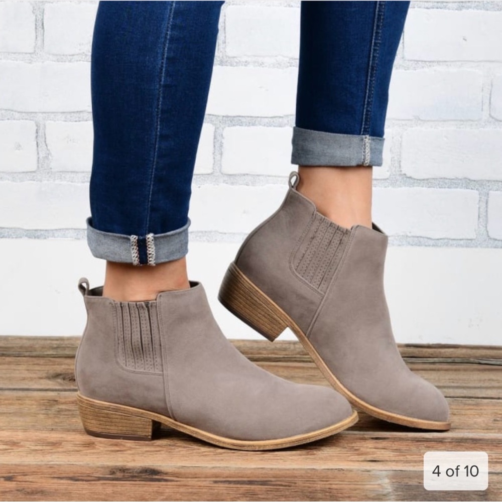 Women's neutral Ankle Boots